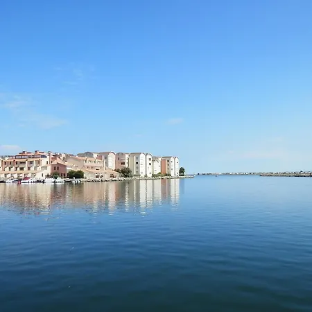 Apartment T2 Confortable - 4/5 Pers - Proche Grazel - Parking Prive - Fr-1-796-54