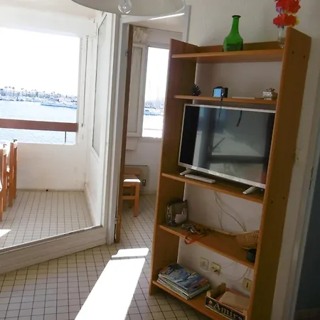 T2 Confortable - 4/5 Pers - Proche Grazel - Parking Prive - Fr-1-796-54 Lejlighed