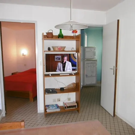 T2 Confortable - 4/5 Pers - Proche Grazel - Parking Prive - Fr-1-796-54 Gruissan